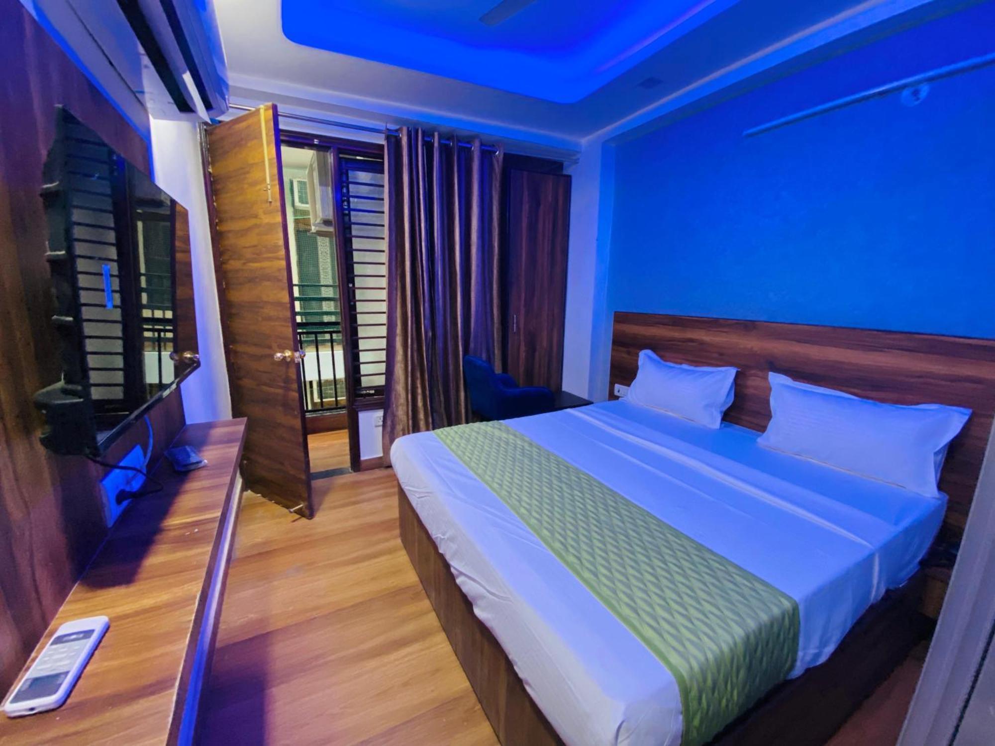 Bed and Breakfast Surya International Neu-Delhi Exterior foto
